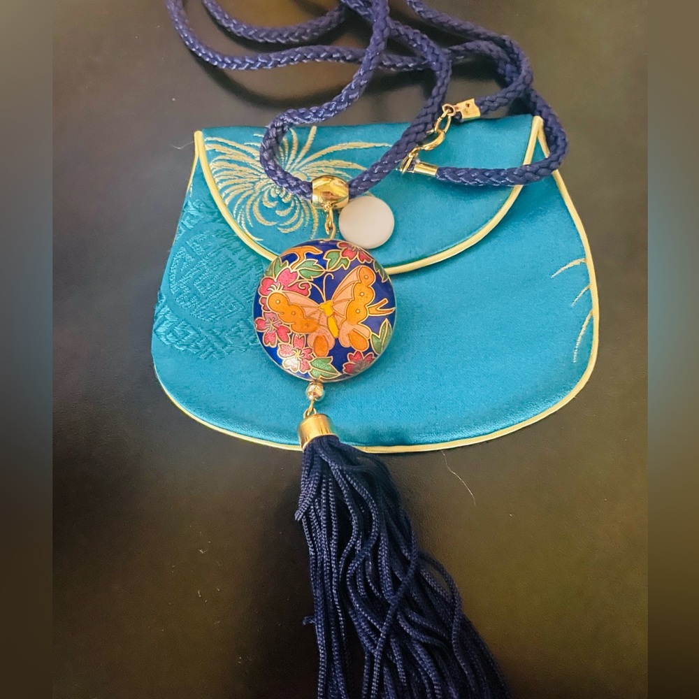Vintage Cloisonne Butterfly Pendant Tassel Cord Necklace - Picture 4 of 8